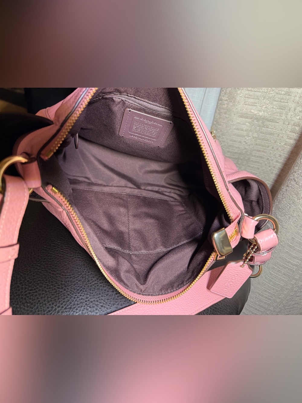 COACH Pink Pebbled Leather Shoulder Bag with Gold Hardware LIKE NEW - Picture 6 of 9